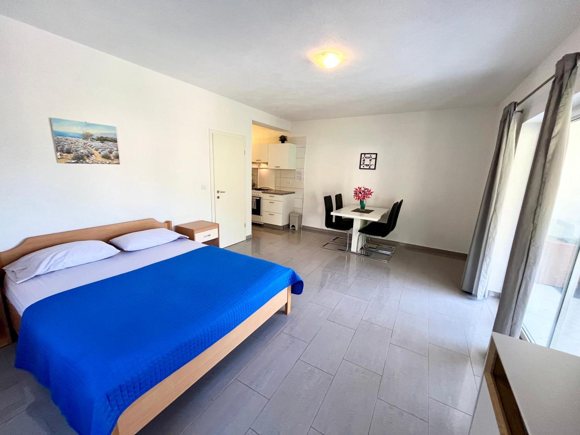 Paradise Apartments - Robinson Getaway Gdinj Luaran gambar