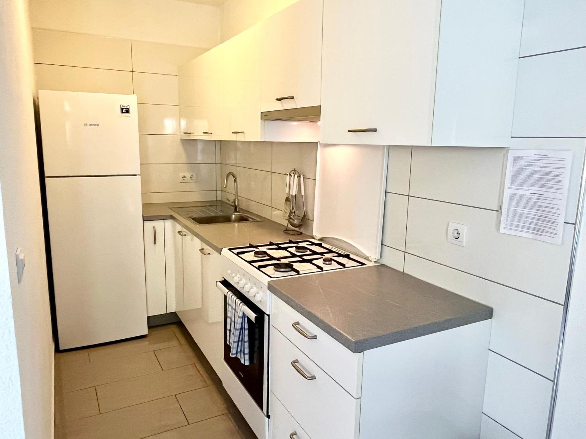 Paradise Apartments - Robinson Getaway Gdinj Luaran gambar